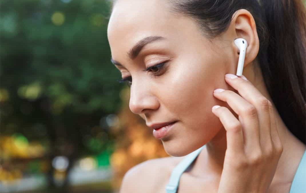 De ce căștile wireless sunt mai bune decât cele cu fir?