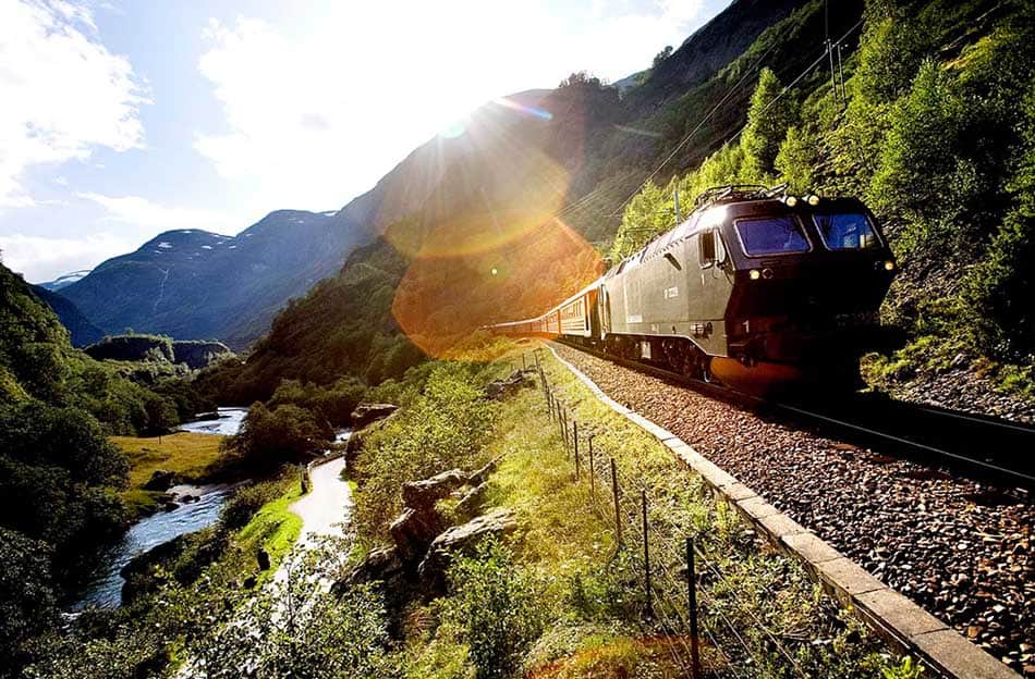 Bilete de tren gratuite pentru persoanele majore pe teritoriul UE